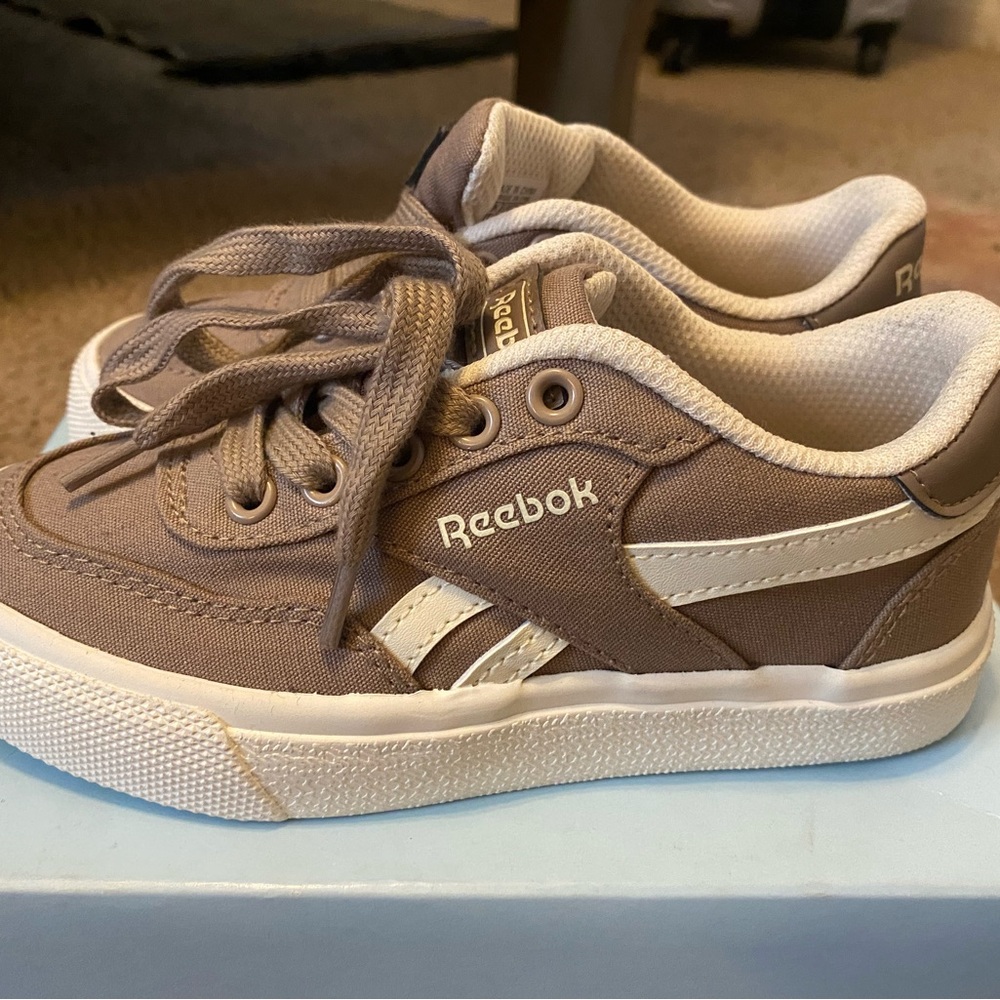 Boys Reebok size 12